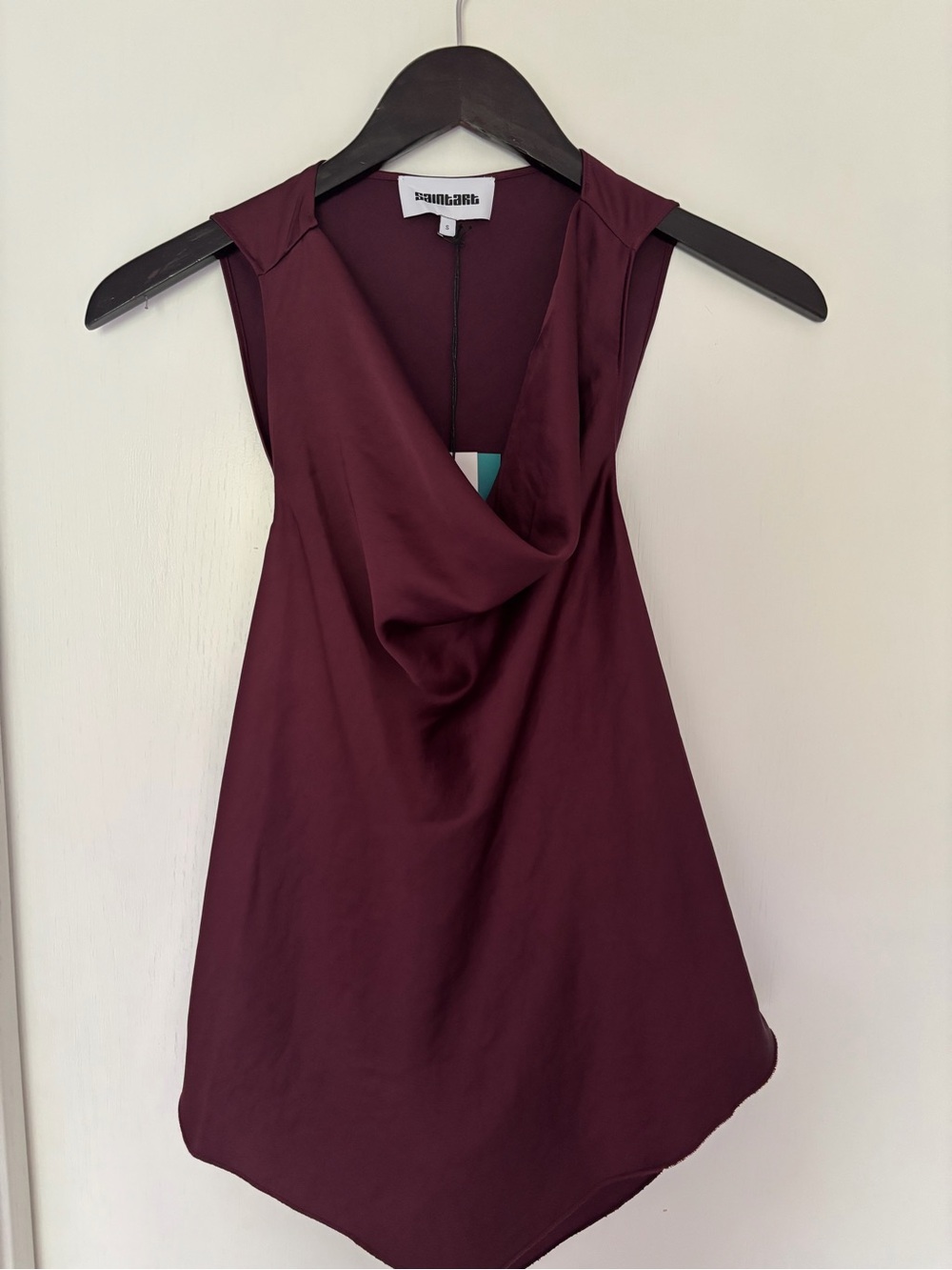 SAINT ART Sleeveless Top